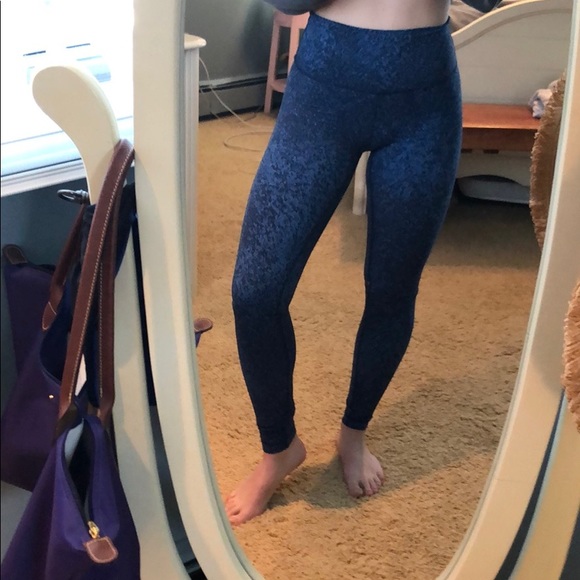 Lululemon leggings - Picture 6 of 7